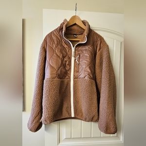 Quilted Hybrid Sherpa Jacket